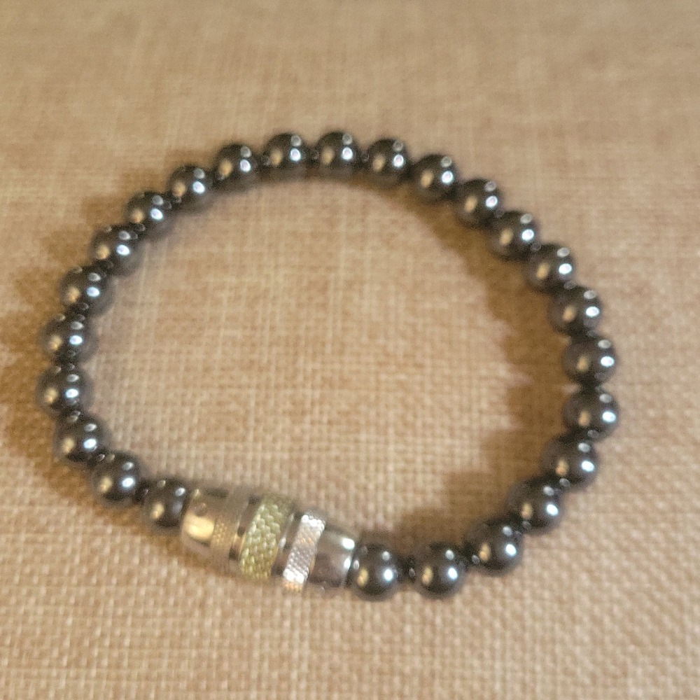 Mens Hematite Beaded Bracelet Magnetic Clasp Metallic Grey 8 Inch Size 8